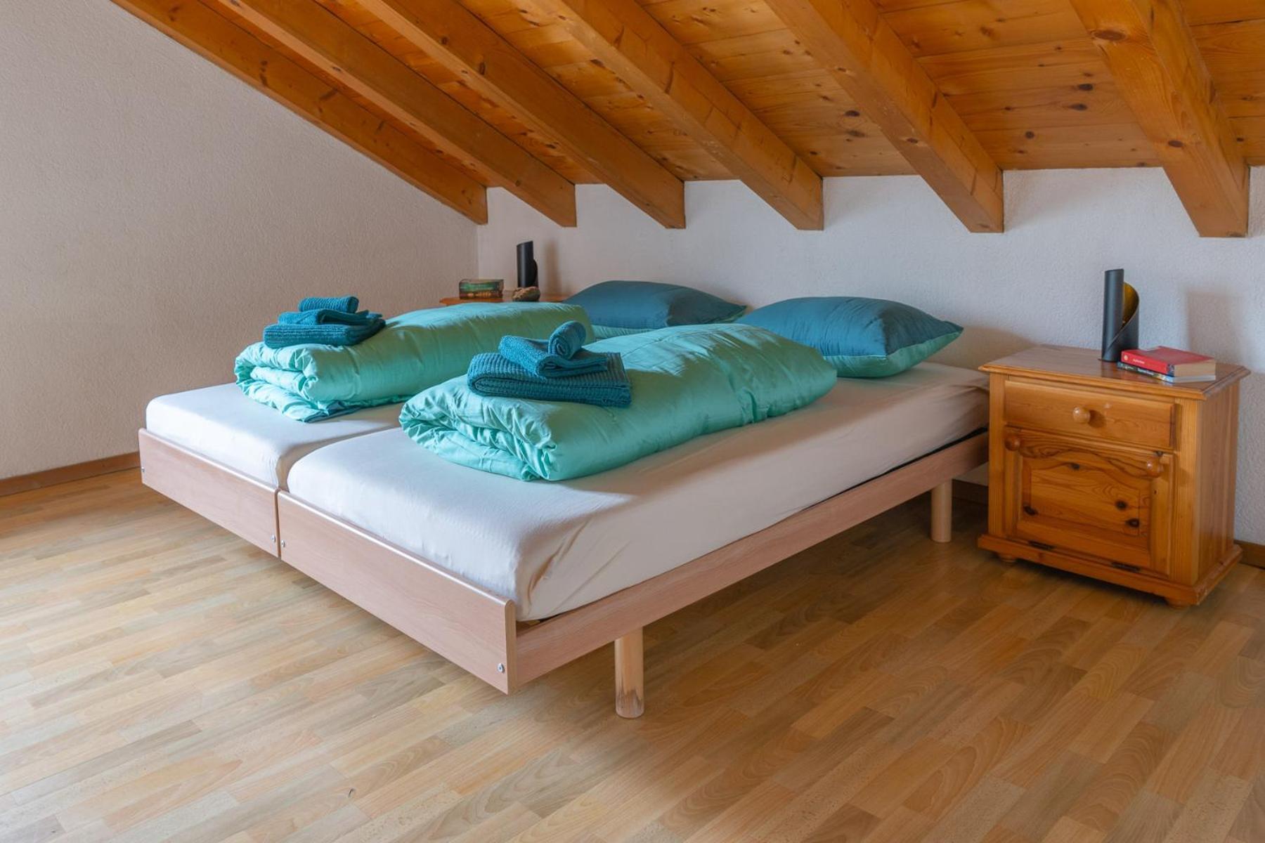 Chrona Bed & Breakfast Jenaz Quarto foto