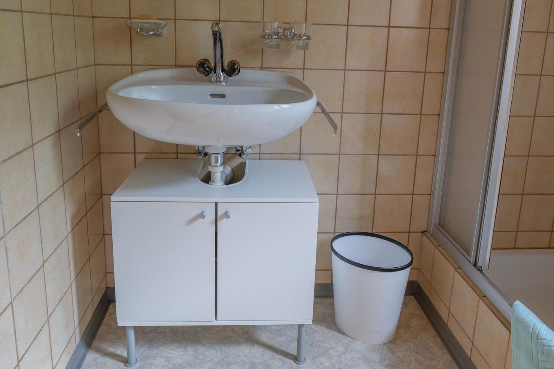 Chrona Bed & Breakfast Jenaz Quarto foto